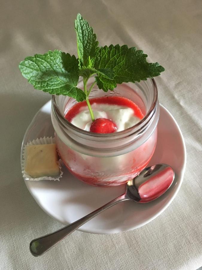 Moarhof Hotel เมลตินา ภายนอก รูปภาพ